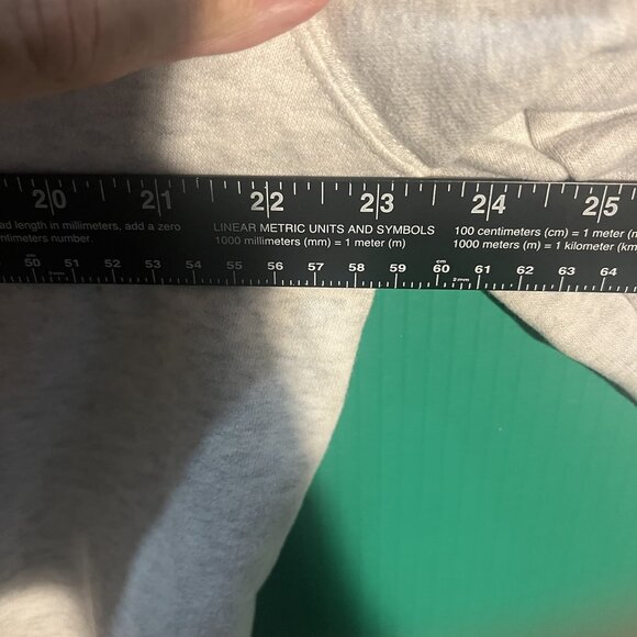 Hollister Lake Tahoe 1991 Ski Lodge Sweatshirt Women’s Small Gray Pullover Crewn - Picture 3 of 5